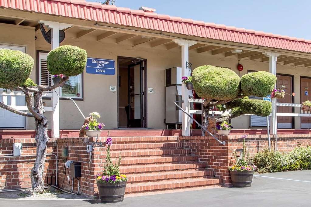 Rodeway Inn - Berkeley Bagian luar foto