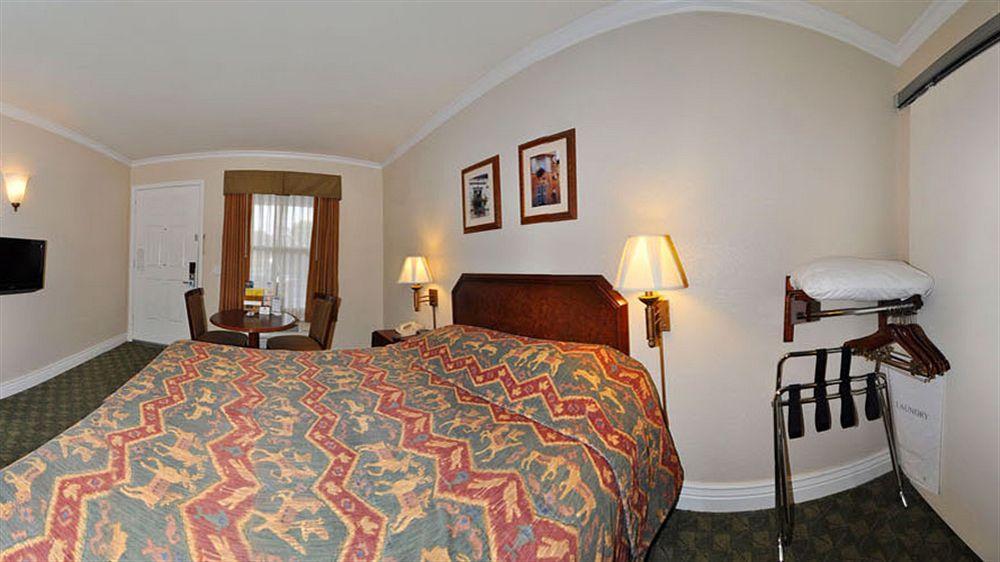 Rodeway Inn - Berkeley Bagian luar foto
